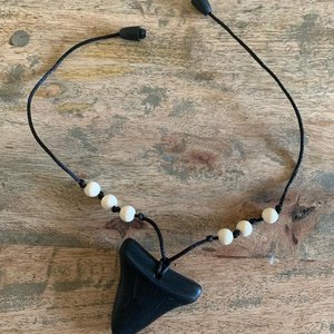 Shark Tooth Necklace BLACK - Play Necklace Kids, Silicone Fidget Toy, SharkTooth Necklace, Boy Sensory Necklace, Birthday Gift