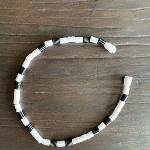 Kid's Necklace WHITE - Kids Play Necklace, Silicone Fidget Toy, Beach Bum Necklace, Boy Necklace, Shell Inspired, Easter Basket